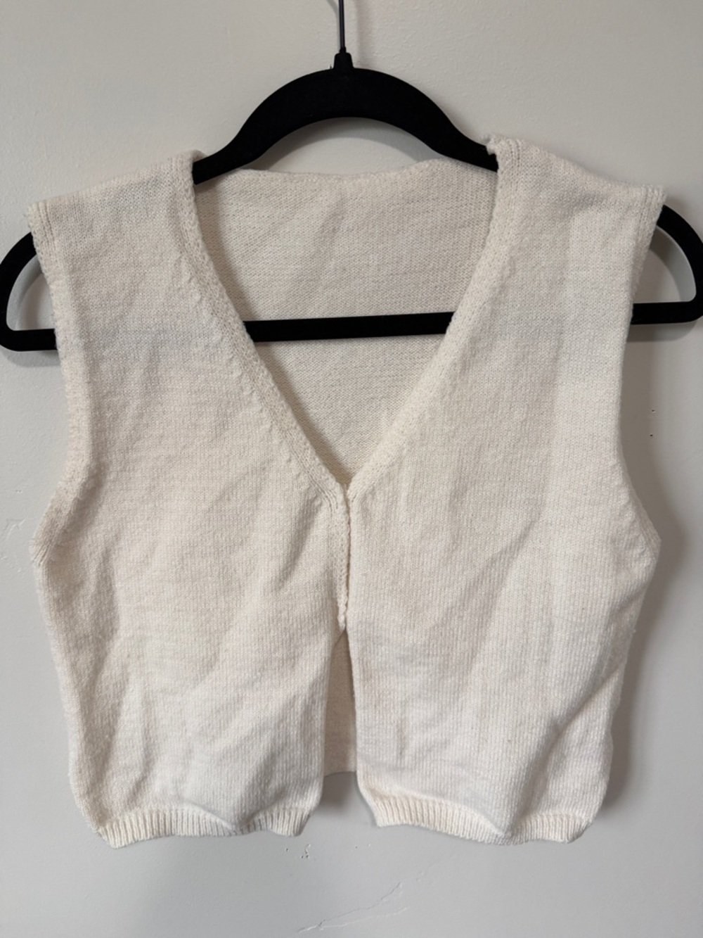 Cream Knit V-Neck Women's Crop Vest